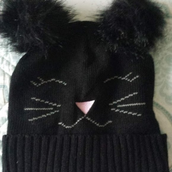 Kitty Cat Hat and Socks Set Pom Pom Hat Socks Bundle - Picture 4 of 8